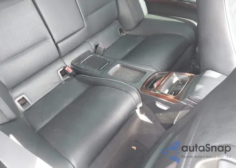 2011 BMW 328I из США, поврежденный, VIN WBAKE3C55BE444576